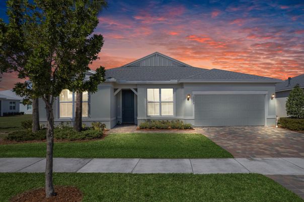 Attached, Exterior, Facade, Ranch