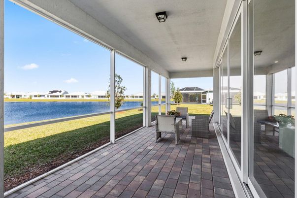 Interior, Sun Room, Water