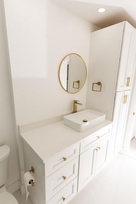 Bathroom, Dual Sink Vanities, Interior, Recessed Lighting