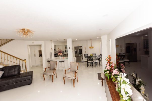 Dining room, Interior, Kitchen, Pendant Lights, Recessed Lighting