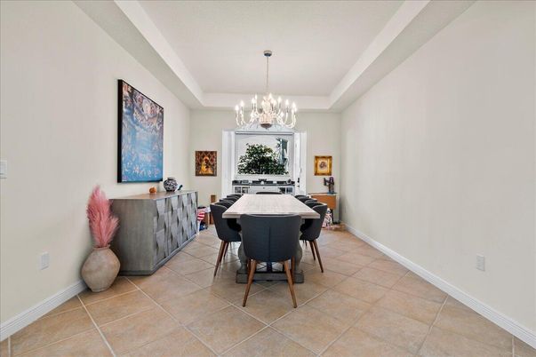 Chandelier, Dining room, Interior