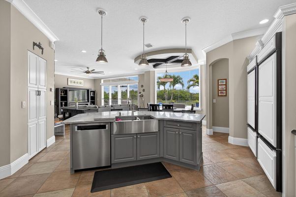 Interior, Kitchen, Pendant Lights, Recessed Lighting, Stainless Steel Appliances