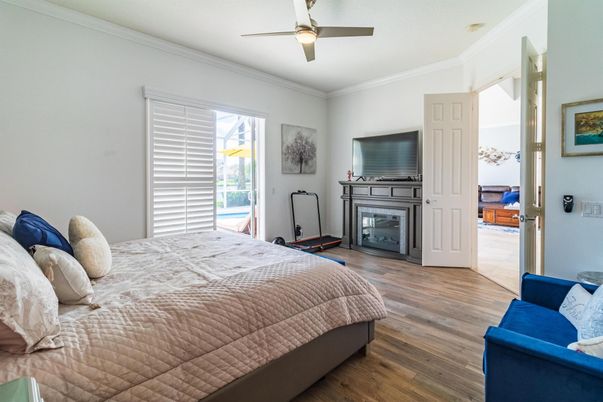 Bedroom, Fireplace, Interior, Wood Texture Flooring