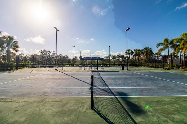 Exterior, Tennis Courts