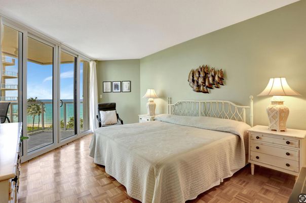 Bedroom, Interior, Water, Wood Texture Flooring