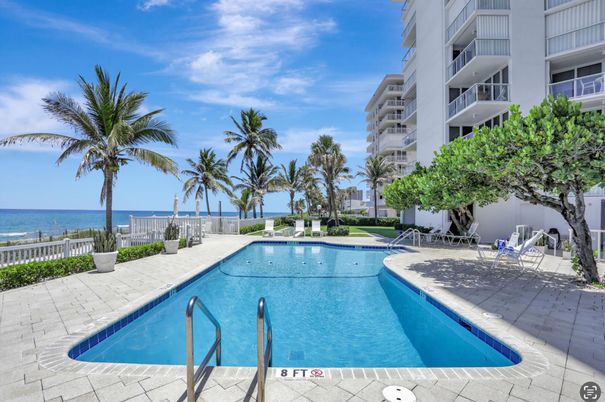 Exterior, Pool, Water