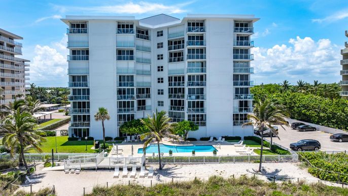 Exterior, Facade, Pool, Condo Building