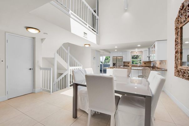 Dining room, Interior, Kitchen, Recessed Lighting