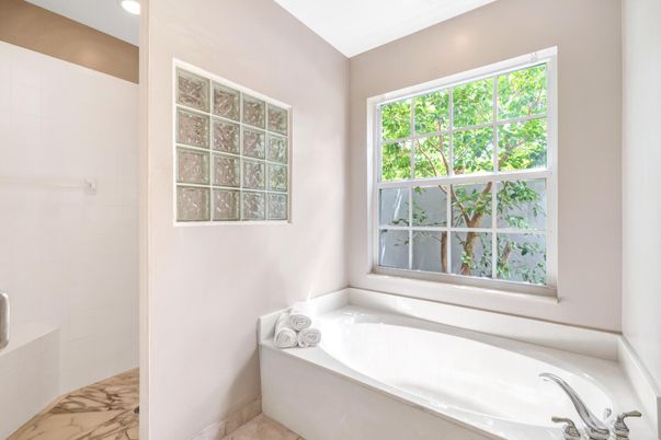 Bathroom, Interior, Marble, Recessed Lighting