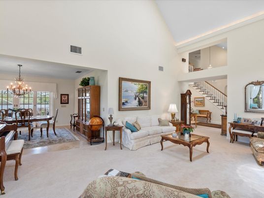 Chandelier, Dining room, Interior, Living room