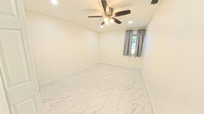 Empty room, Interior, Marble, Recessed Lighting