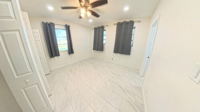 Empty room, Interior, Marble, Recessed Lighting