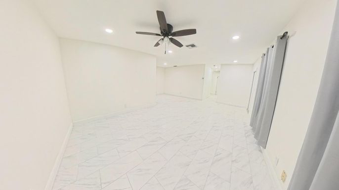 Empty room, Interior, Marble, Recessed Lighting
