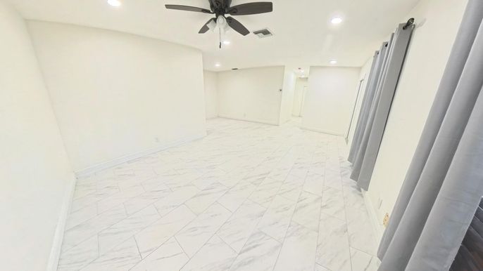 Empty room, Interior, Marble, Recessed Lighting