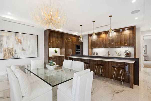 Dining room, Interior, Kitchen, Marble, Pendant Lights, Recessed Lighting