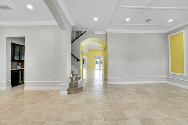 Empty room, Interior, Recessed Lighting