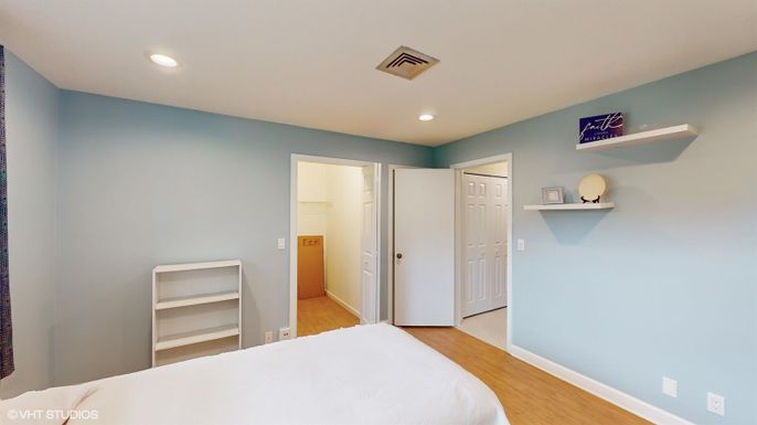 Bedroom, Interior, Recessed Lighting, Wood Texture Flooring