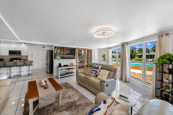 Dining room, Interior, Kitchen, Living room, Recessed Lighting, Stainless Steel Appliances