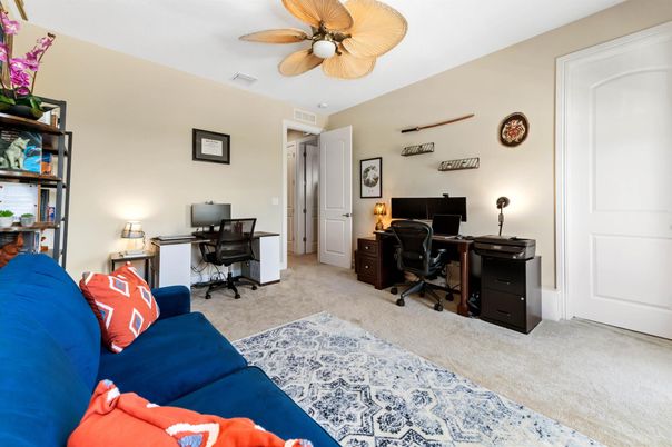 Home Office, Interior