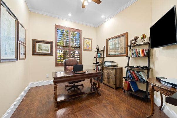 Home Office, Interior, Recessed Lighting, Wood Texture Flooring