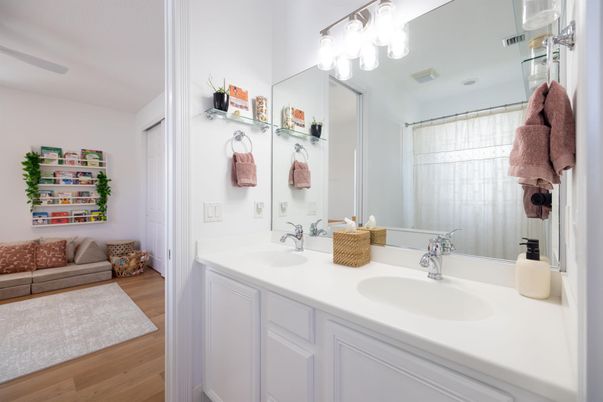 Bathroom, Dual Sink Vanities, Interior, Wood Texture Flooring