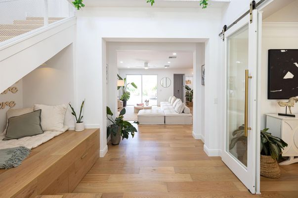 Interior, Living room, Recessed Lighting, Wood Texture Flooring