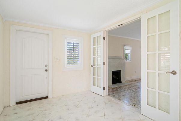 Fireplace, Interior