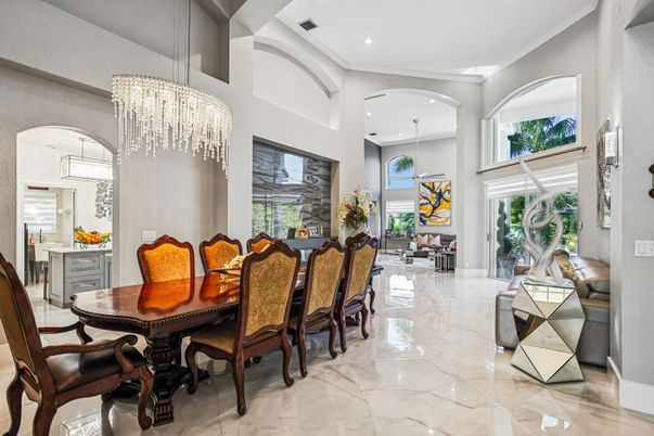 Chandelier, Dining room, Interior, Marble, Pendant Lights, Recessed Lighting