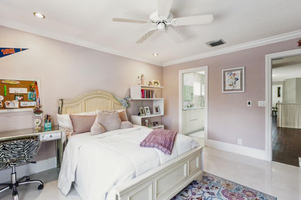 Bathroom, Bedroom, Interior, Recessed Lighting, Wood Texture Flooring