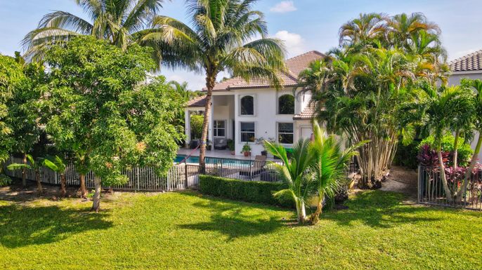 Backyard, Exterior, Pool