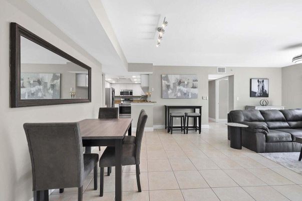 Dining room, Interior, Kitchen, Living room, Stainless Steel Appliances