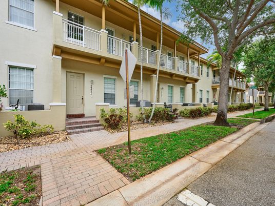 Exterior, Facade, Condo Building