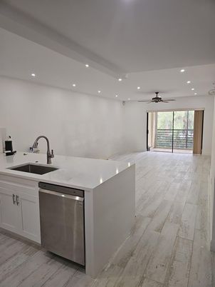 Interior, Kitchen, Recessed Lighting, Wood Texture Flooring