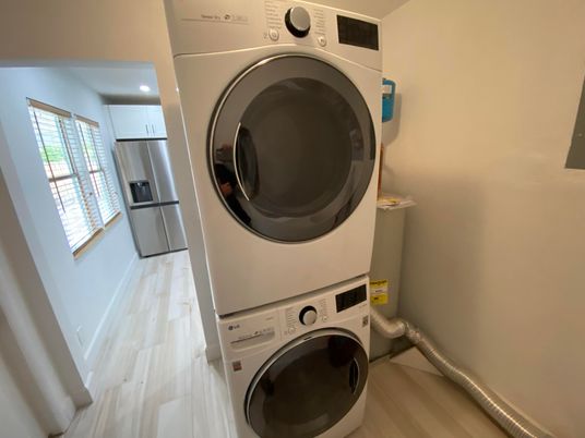 Interior, Kitchen, Recessed Lighting, Utility Closets, Washer, Wood Texture Flooring