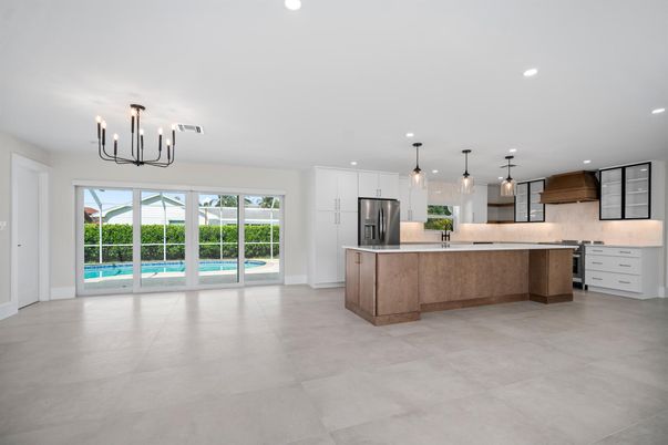 Chandelier, Interior, Kitchen, Pendant Lights, Recessed Lighting, Stainless Steel Appliances