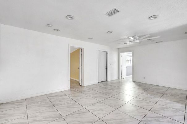 Empty room, Interior, Marble, Recessed Lighting