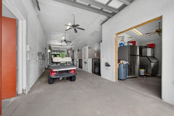 Garage, Interior