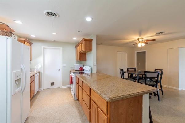Dining room, Interior, Kitchen, Recessed Lighting
