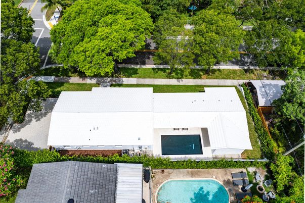 Exterior, Drone