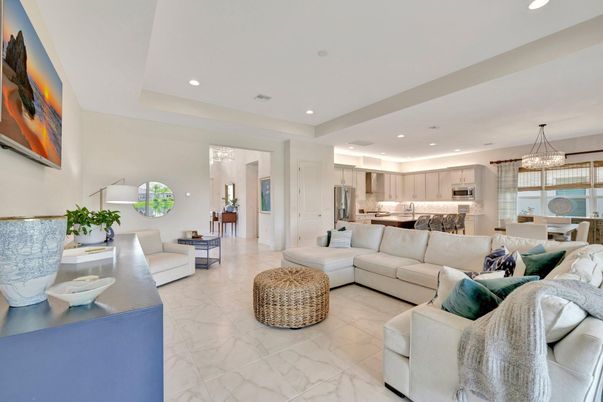 Chandelier, Dining room, Interior, Kitchen, Living room, Marble, Pendant Lights, Recessed Lighting, Stainless Steel Appliances