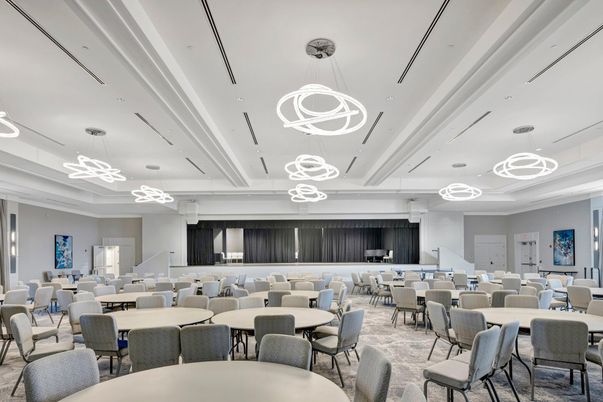 Dining room, Interior, Pendant Lights, Recessed Lighting