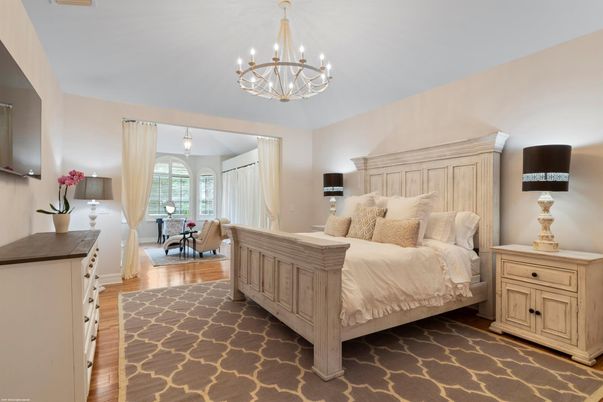 Bedroom, Chandelier, Interior, Pendant Lights, Wood Texture Flooring