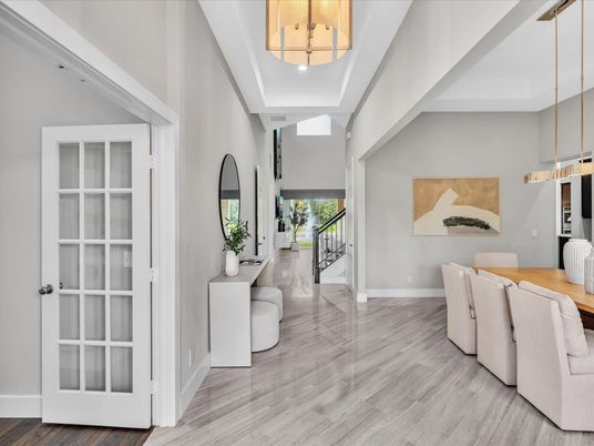 Interior, Pendant Lights, Wood Texture Flooring