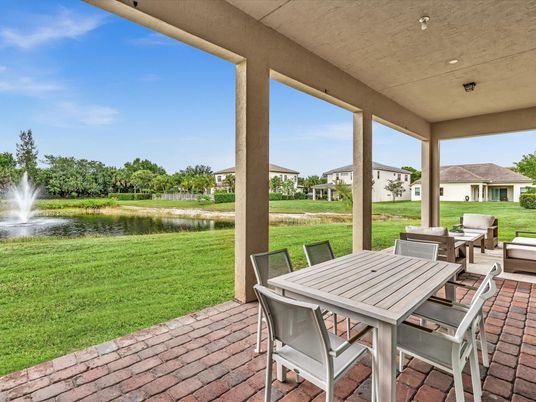 Backyard, Exterior, Water