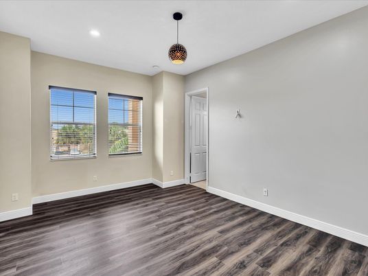 Empty room, Interior, Pendant Lights, Recessed Lighting, Wood Texture Flooring