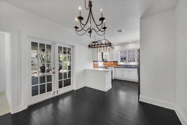 Chandelier, Interior, Kitchen, Recessed Lighting, Wood Texture Flooring