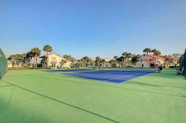 Exterior, Tennis Courts