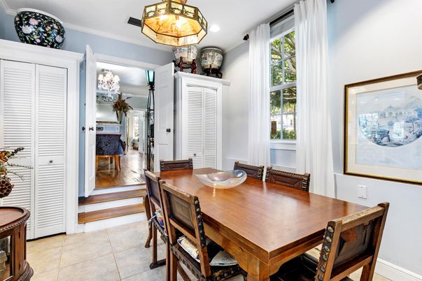 Chandelier, Dining room, Interior, Recessed Lighting, Wood Texture Flooring
