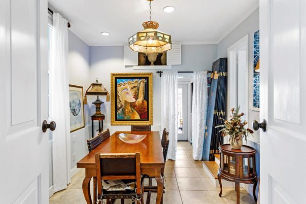 Dining room, Interior, Pendant Lights, Recessed Lighting
