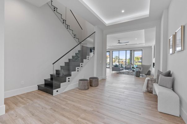 Interior, Recessed Lighting, Wood Texture Flooring